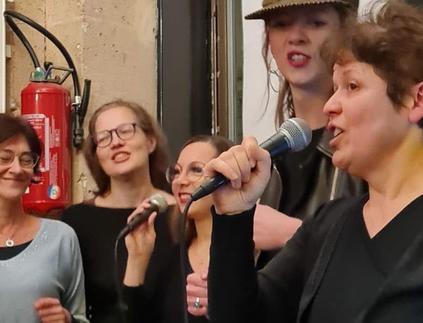 Apprendre à chanter en langue étrangère à Paris avec Chant Attitude Voix